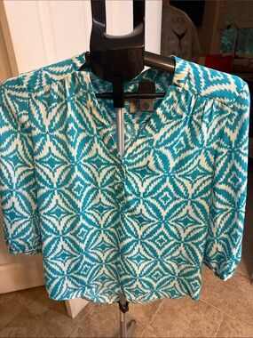 Banana Republic Teal and White Geometric Print Blouse